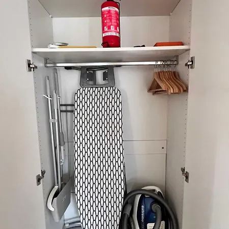 Appartement 178 Good Location Spacious And Free Parking Included