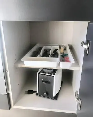 178 Good Location Spacious And Free Parking Included