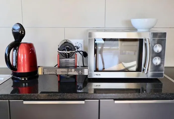 アパート 178 Good Location Spacious And Free Parking Included *