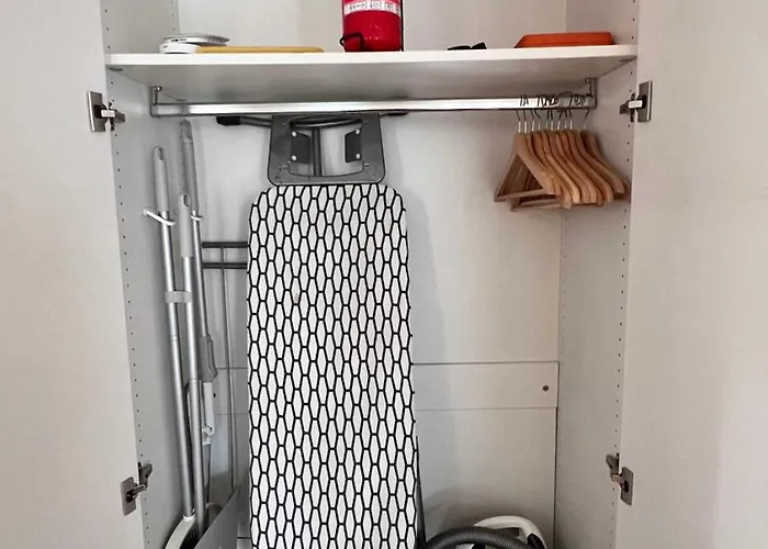 Διαμέρισμα 178 Good Location Spacious And Free Parking Included